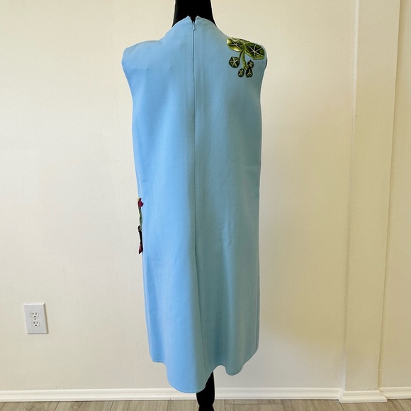 Oscar De La Renta
Nasturtium Embroidered Sleeveless Mini Shift Dress - Picture 11 of 13